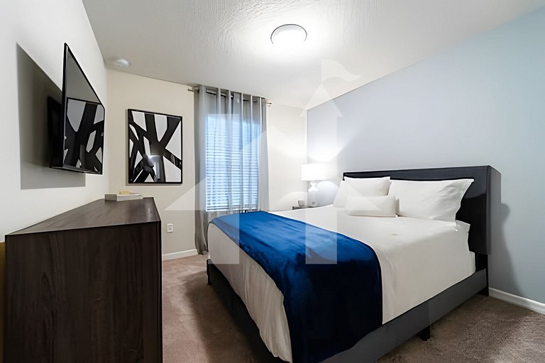 Vacation Home Near Disney, 5 bedrooms