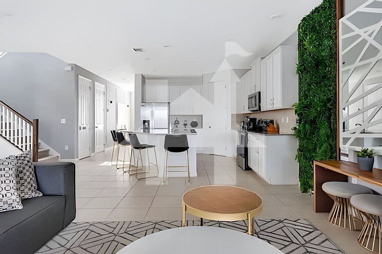 Vacation Home Near Disney, 7 bedrooms