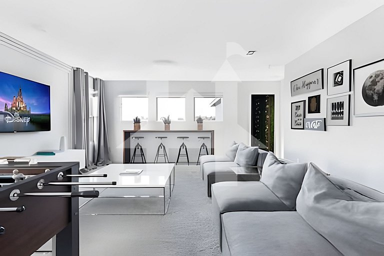 Vacation Home Near Disney, 7 bedrooms