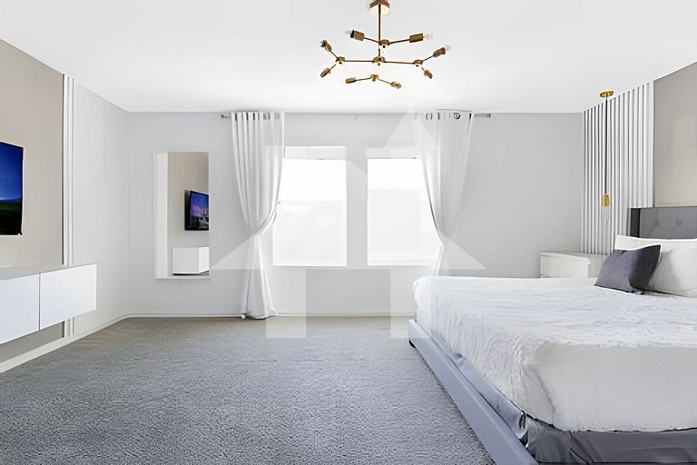 Vacation Home Near Disney, 7 bedrooms