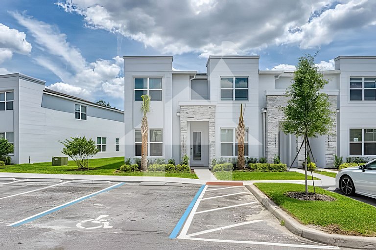 Vacation Home Near Disney, 4 bedrooms