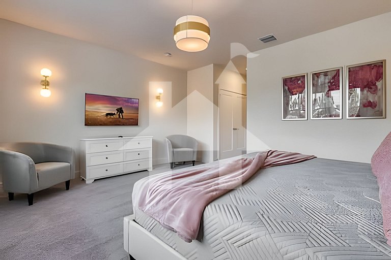 Vacation Home Near Disney, 4 bedrooms