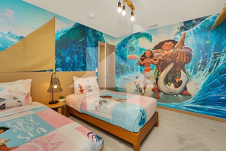 Vacation Home Near Disney, 10 bedrooms