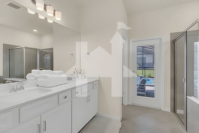 Vacation Home Near Disney, 10 bedrooms