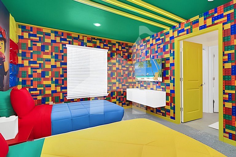 Vacation Home Near Disney, 10 bedrooms