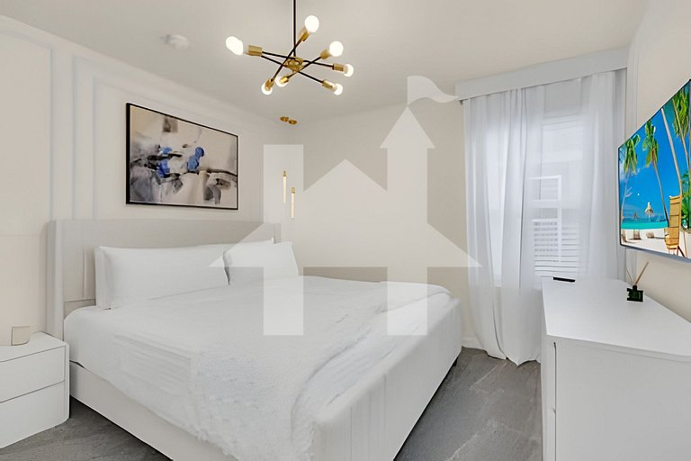 Vacation Home Near Disney, 10 bedrooms