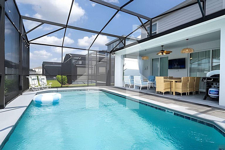 Vacation Home Near Disney, 5 bedrooms