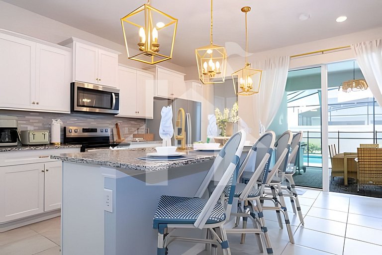 Vacation Home Near Disney, 5 bedrooms