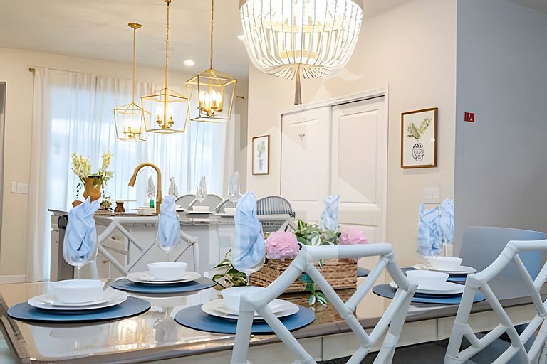 Vacation Home Near Disney, 5 bedrooms