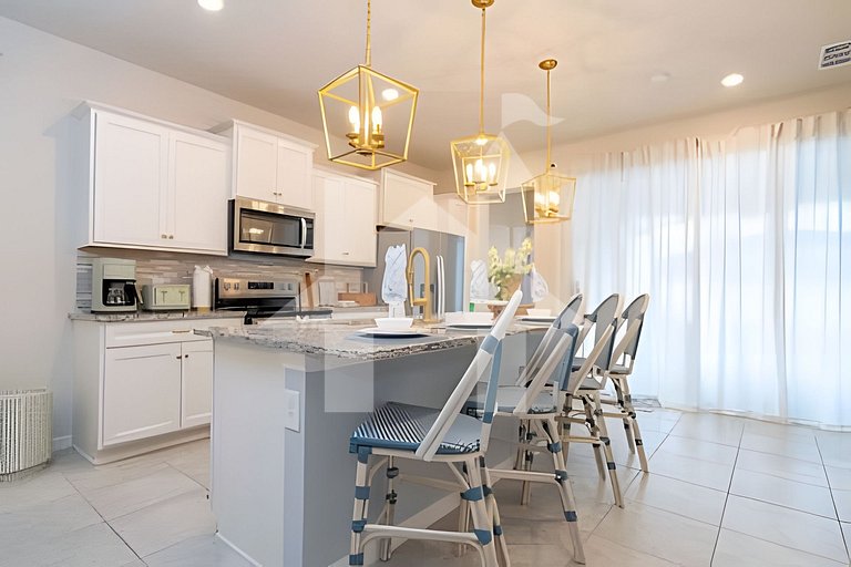 Vacation Home Near Disney, 5 bedrooms