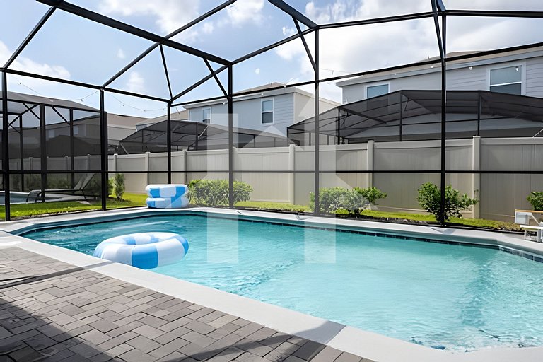 Vacation Home Near Disney, 5 bedrooms