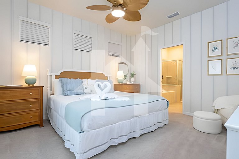 Vacation Home Near Disney, 5 bedrooms