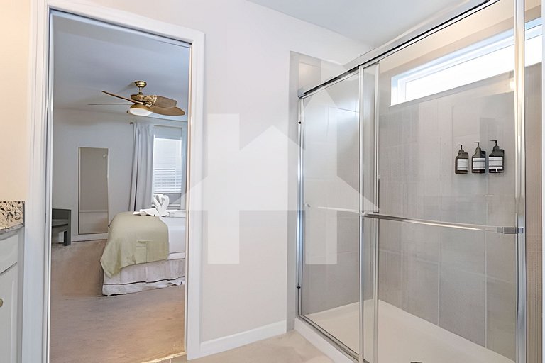 Vacation Home Near Disney, 5 bedrooms