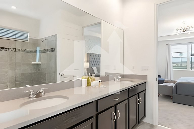 Vacation Home Near Disney, 7 bedrooms