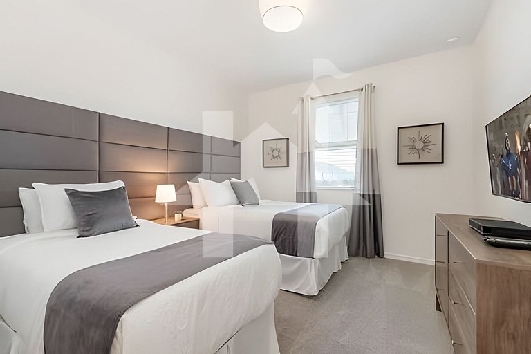 Vacation Home Near Disney, 7 bedrooms