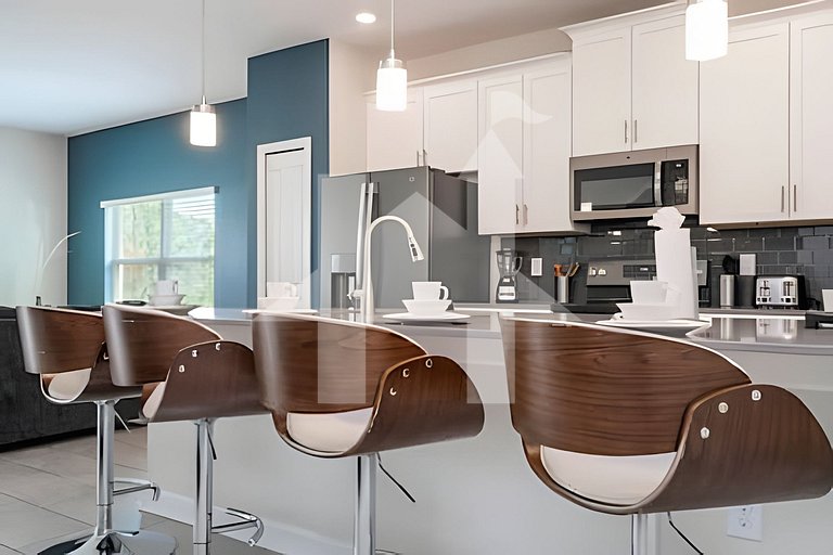 Vacation Home Near Disney, 5 bedrooms