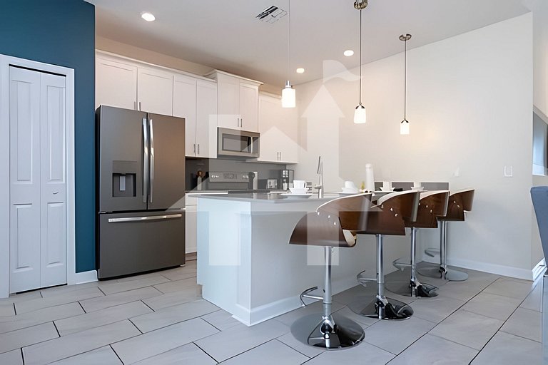 Vacation Home Near Disney, 5 bedrooms