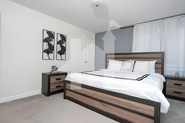 Vacation Home Near Disney, 5 bedrooms