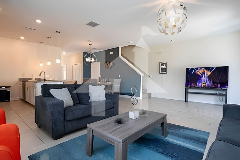 Vacation Home Near Disney, 5 bedrooms