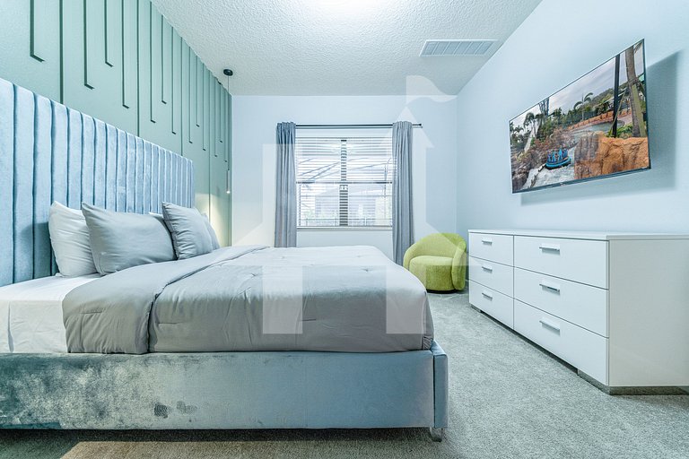 Vacation Home Near Disney,8 bedrooms