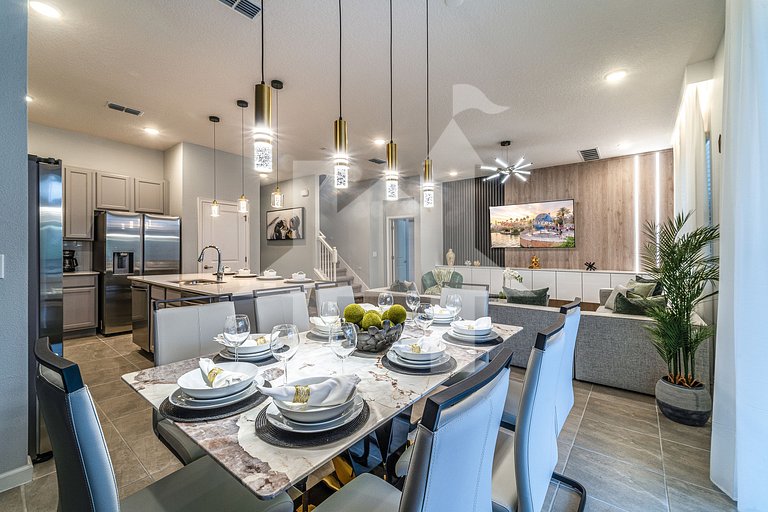 Vacation Home Near Disney,8 bedrooms