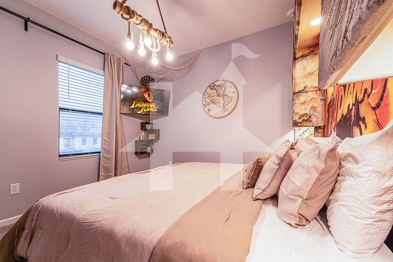 Vacation Home Near Disney,8 bedrooms