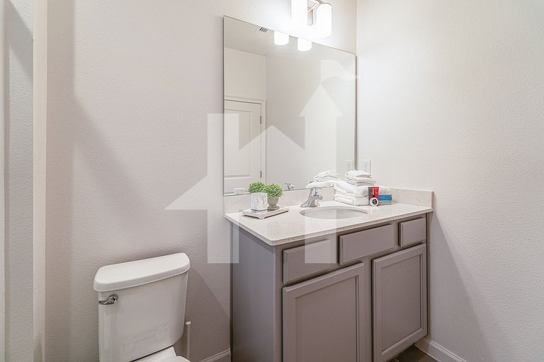 Vacation Home Near Disney,8 bedrooms