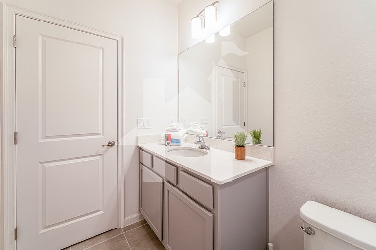 Vacation Home Near Disney,8 bedrooms