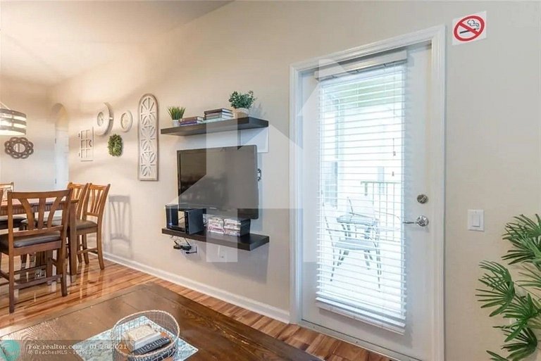 Stylish 3BR Apartment at Vista Cay Resort