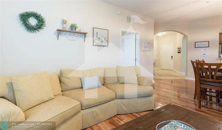 Stylish 3BR Apartment at Vista Cay Resort