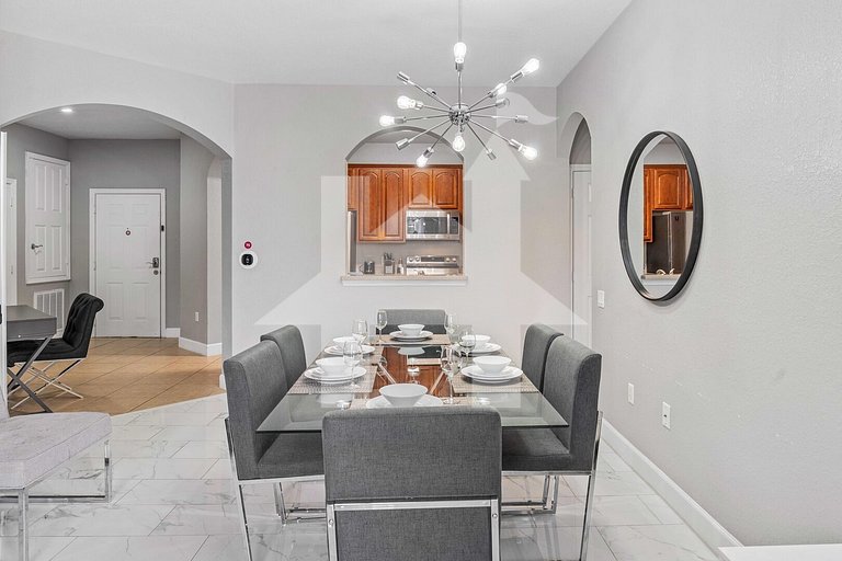 Spacious 3BR Condo at Vista Cay Resort