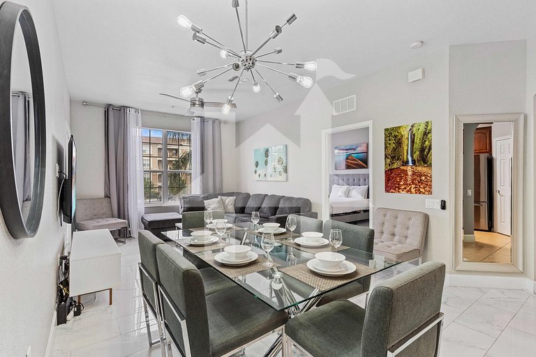 Spacious 3BR Condo at Vista Cay Resort