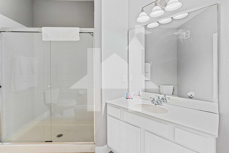 Spacious 3BR Condo at Vista Cay Resort