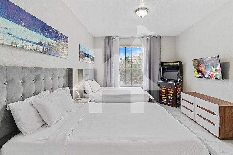 Spacious 3BR Condo at Vista Cay Resort