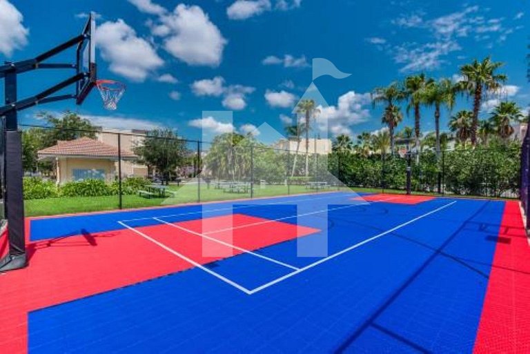 Spacious 3BR Condo at Vista Cay Resort