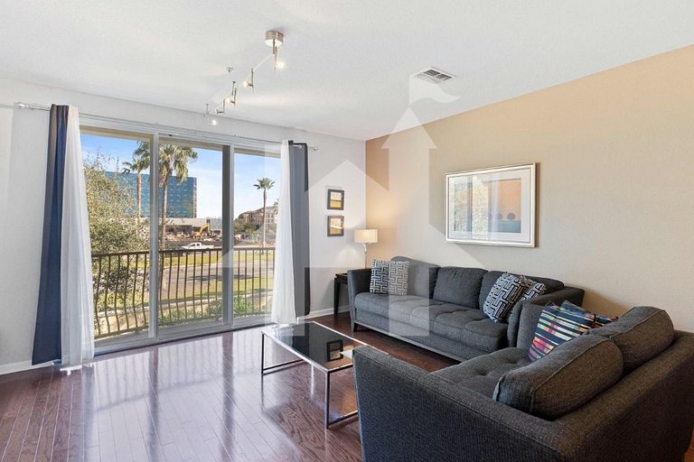 Spacious 3BR Townhome at Vista Cay Resort
