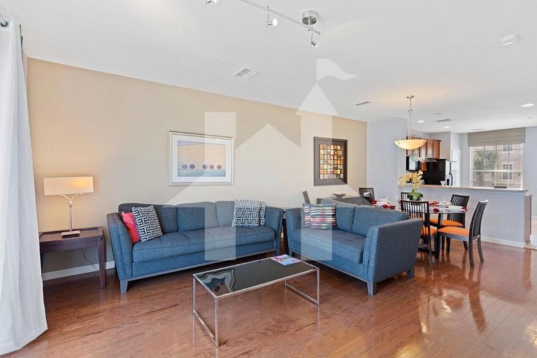 Spacious 3BR Townhome at Vista Cay Resort