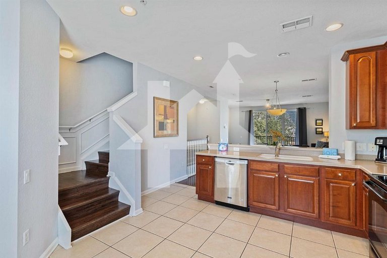 Spacious 3BR Townhome at Vista Cay Resort