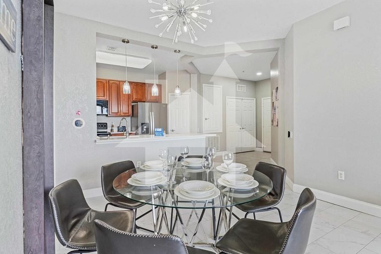 Condo 3Q Vista Cay c/ Varanda e Piscina Resort