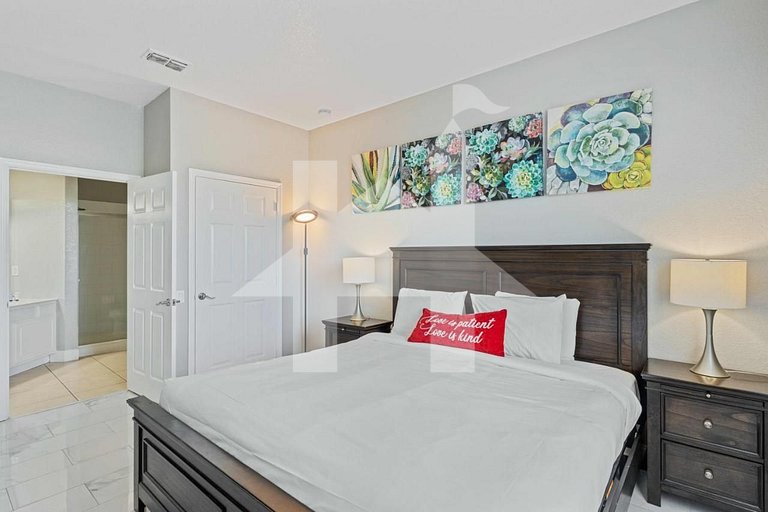 Condo 3Q Vista Cay c/ Varanda e Piscina Resort