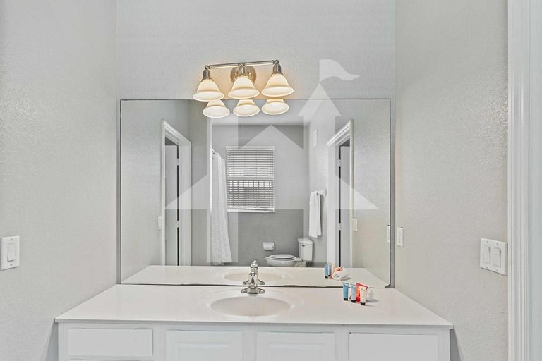 Condo 3Q Vista Cay c/ Varanda e Piscina Resort