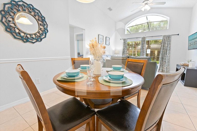 Vacation Home Near Disney, 5 bedrooms