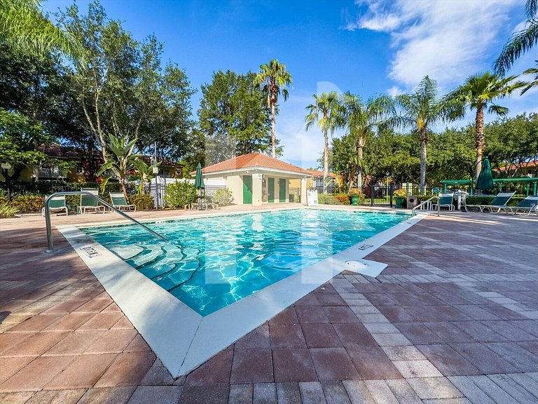 Vacation Home Near Disney, 5 bedrooms