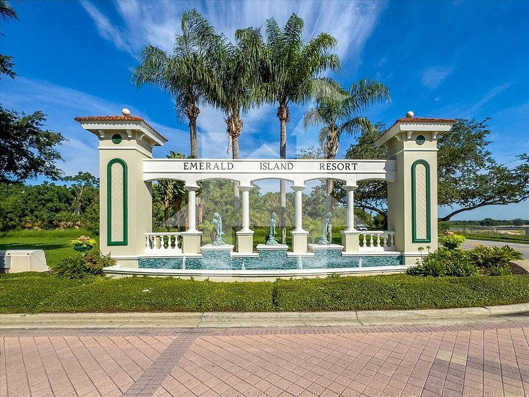 Vacation Home Near Disney, 5 bedrooms