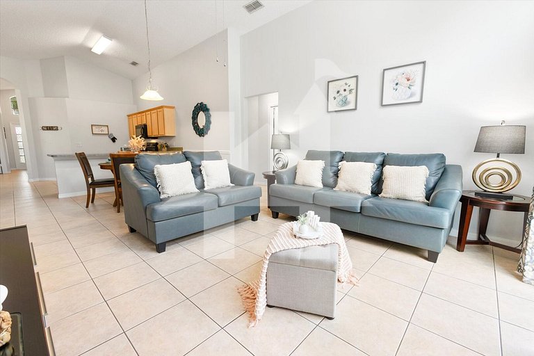 Vacation Home Near Disney, 5 bedrooms