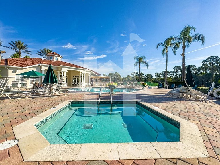 Vacation Home Near Disney, 5 bedrooms