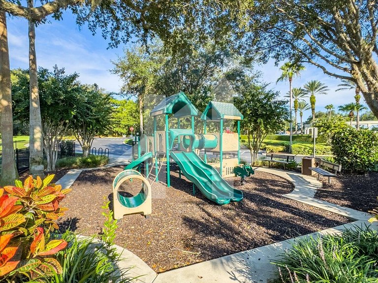 Vacation Home Near Disney, 5 bedrooms