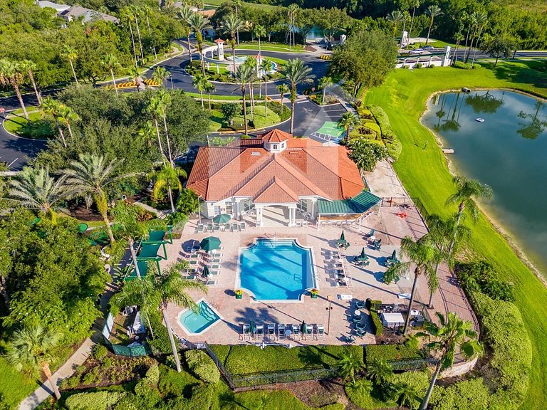 Vacation Home Near Disney, 5 bedrooms