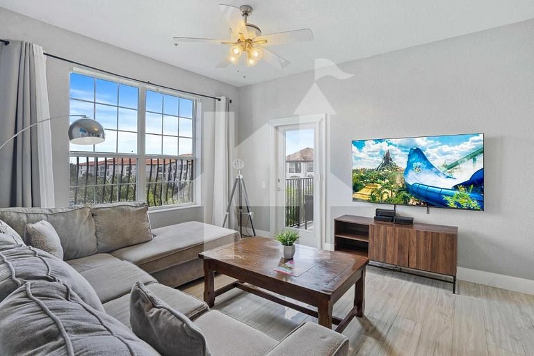 Spacious 3BR Apartment at Vista Cay Resort