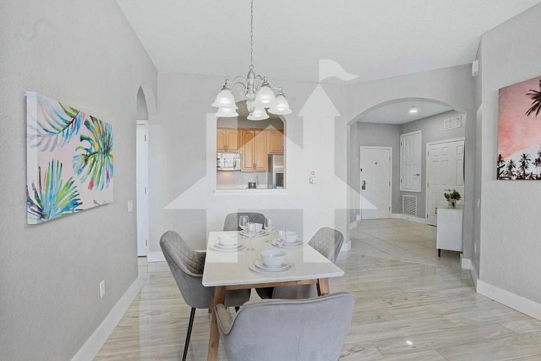 Spacious 3BR Apartment at Vista Cay Resort